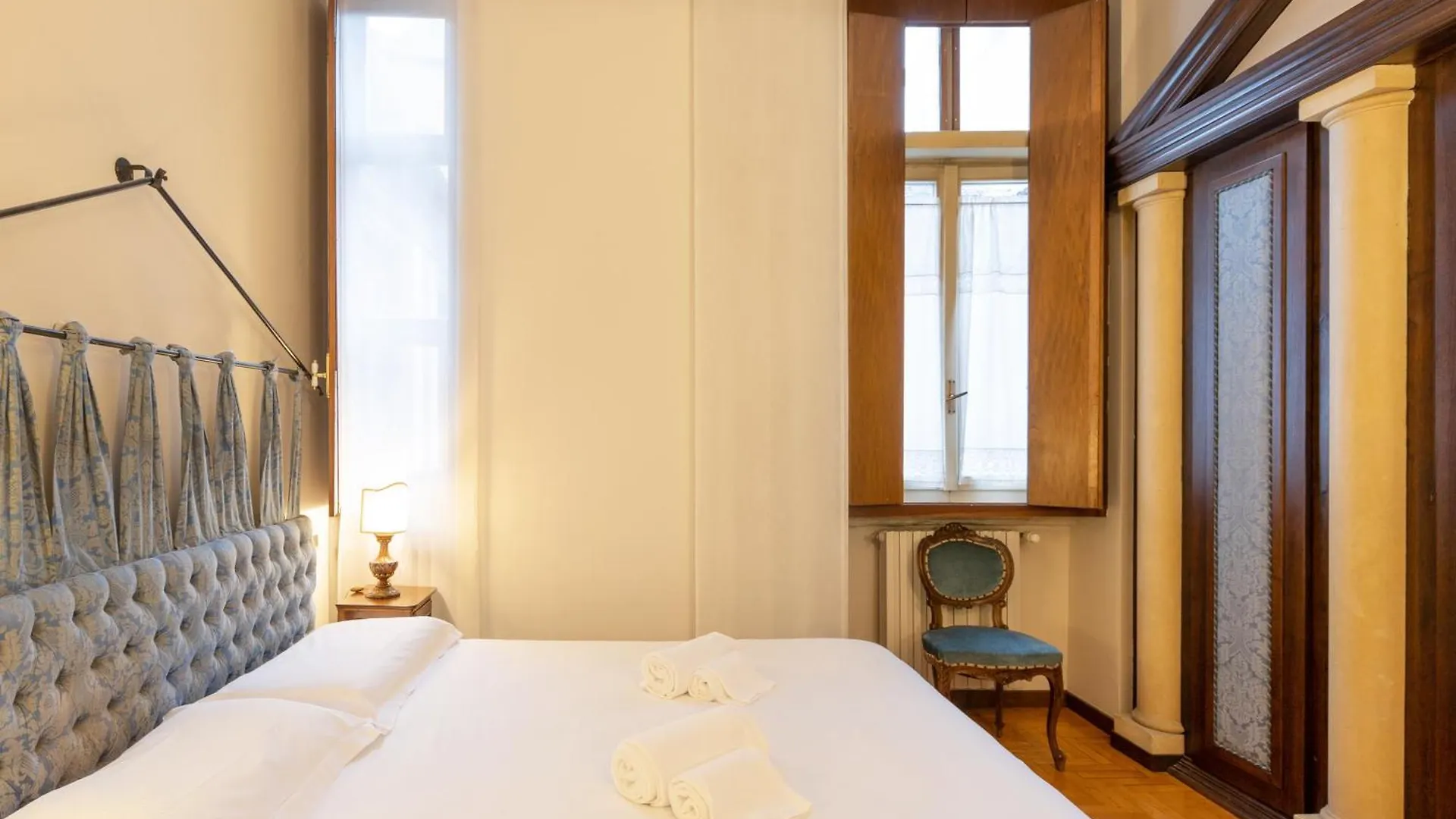 Duomo - Piatti Charme Apartment ميلان